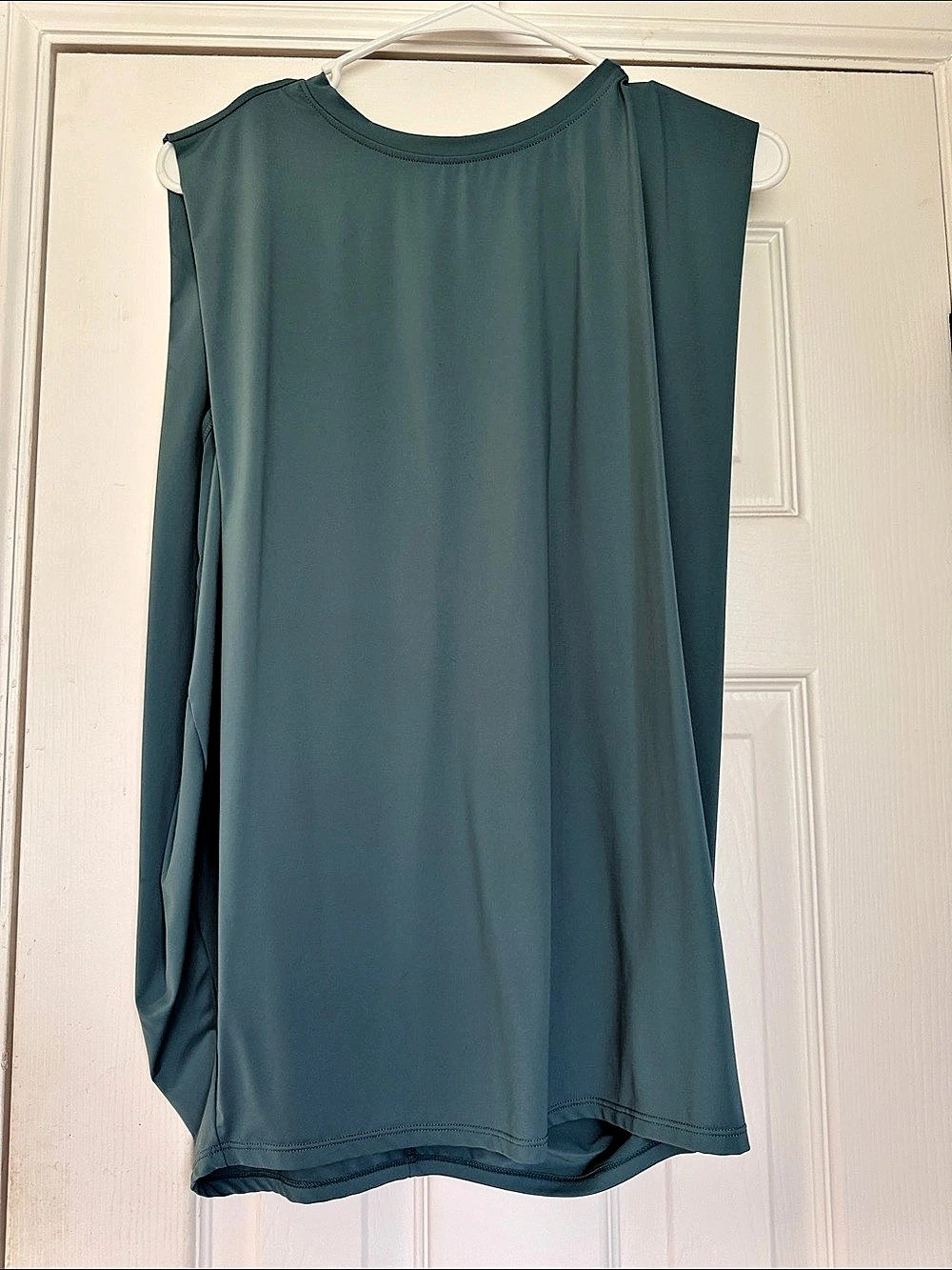 Halara Round Neck Ruched Cool Touch Yoga Tank Top Green Medium